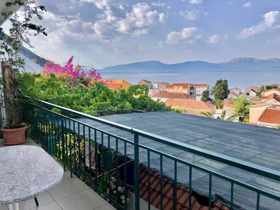 Apartmani Gradac Gradac (Split-Dalmatia) Exterior foto