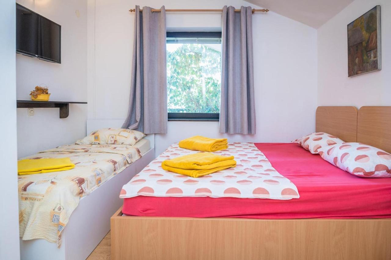 Apartmani Gradac Gradac (Split-Dalmatia) Exterior foto